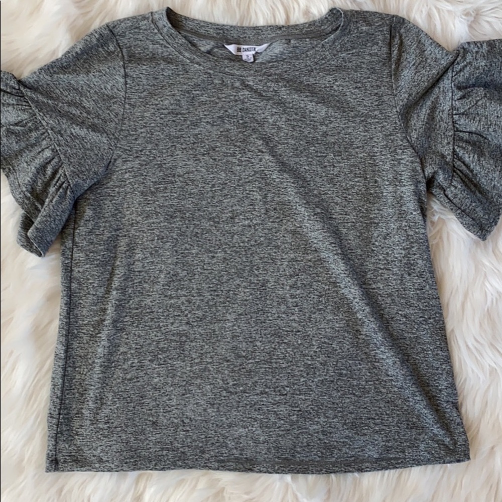 Feminine ruffle sleeve t-shirt